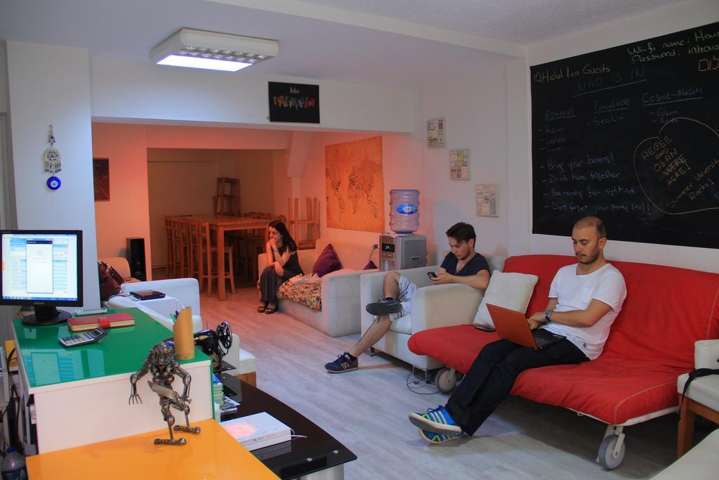 In House Hostel İzmir Ngoại thất bức ảnh
