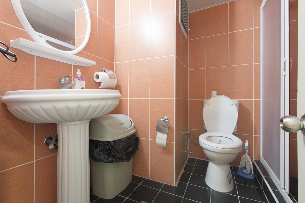 In House Hostel İzmir Ngoại thất bức ảnh