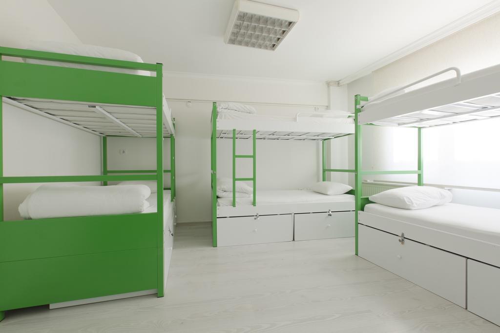 In House Hostel İzmir Ngoại thất bức ảnh