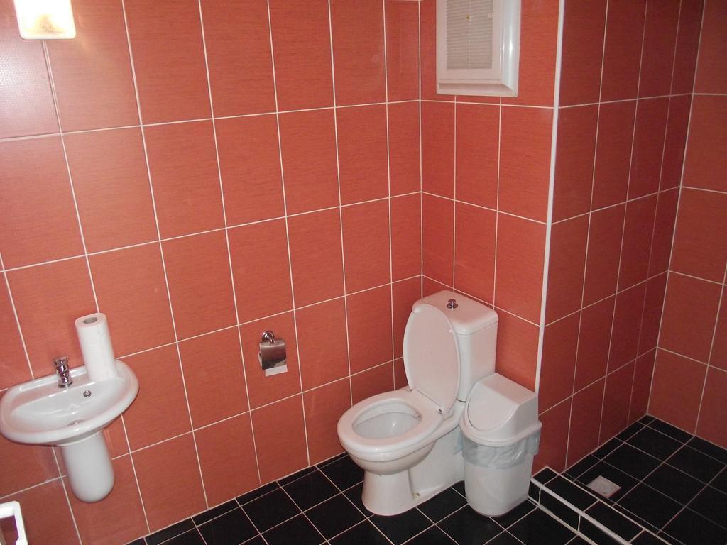 In House Hostel İzmir Phòng bức ảnh